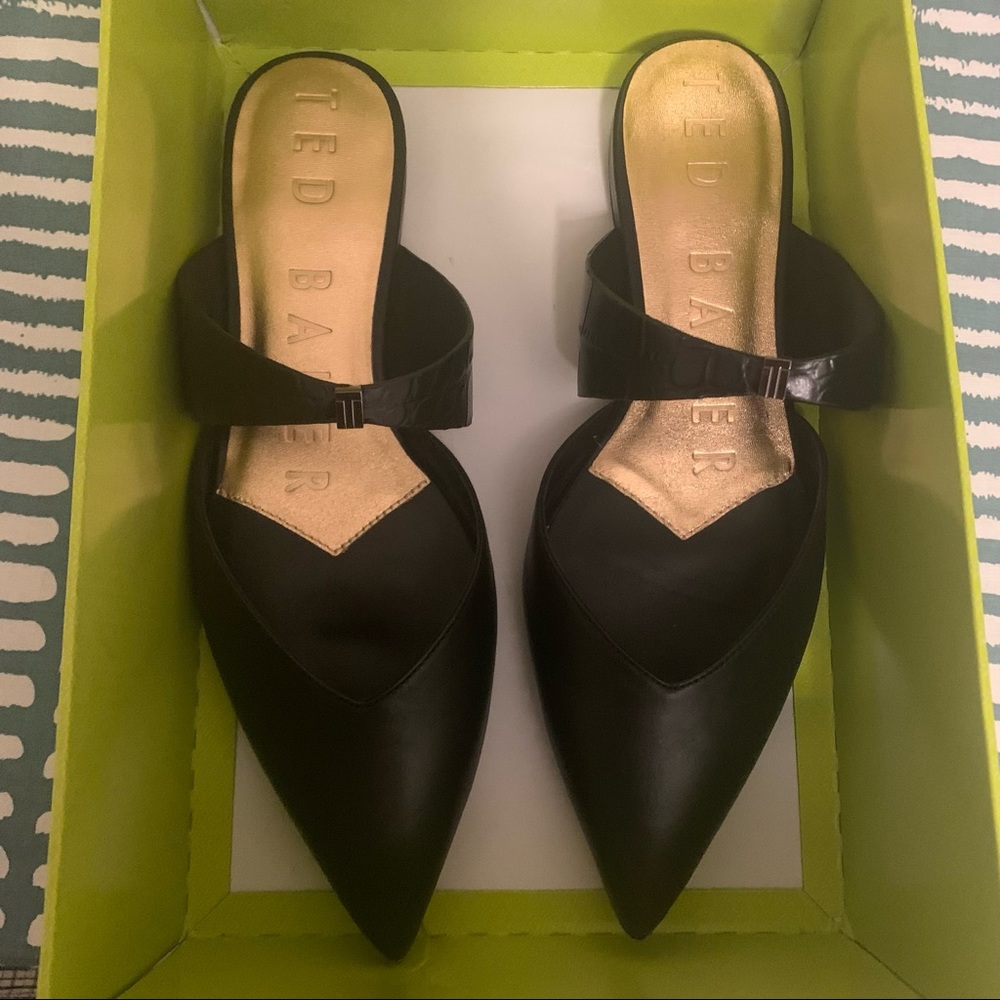Ted Baker London Black Flats